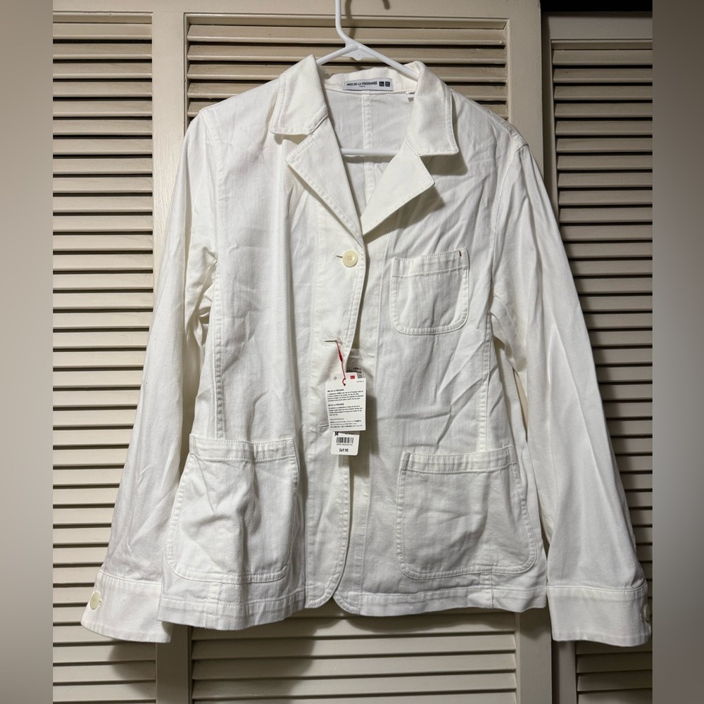 NWT- Uniqlo white blazer - size M
